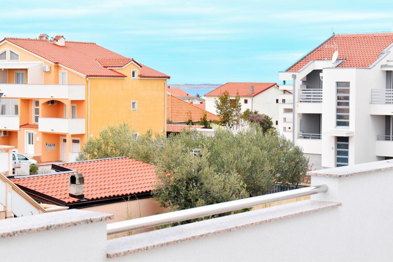 ורסי Apartmani Lovrencic מראה חיצוני תמונה
